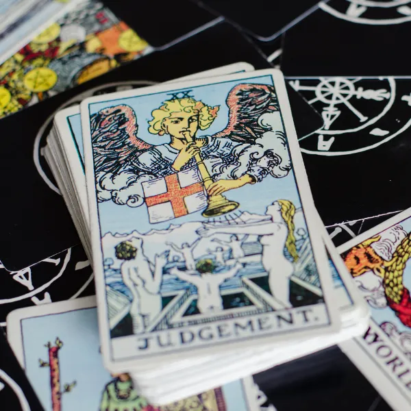 Η Κρίση κάρτα ταρώ σημασία και ερμηνεία