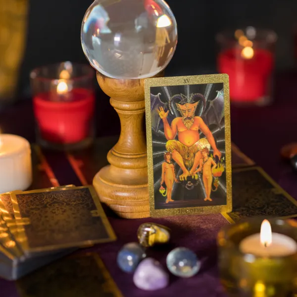 Ο Διάβολος κάρτα ταρώ σημασία και ερμηνεία