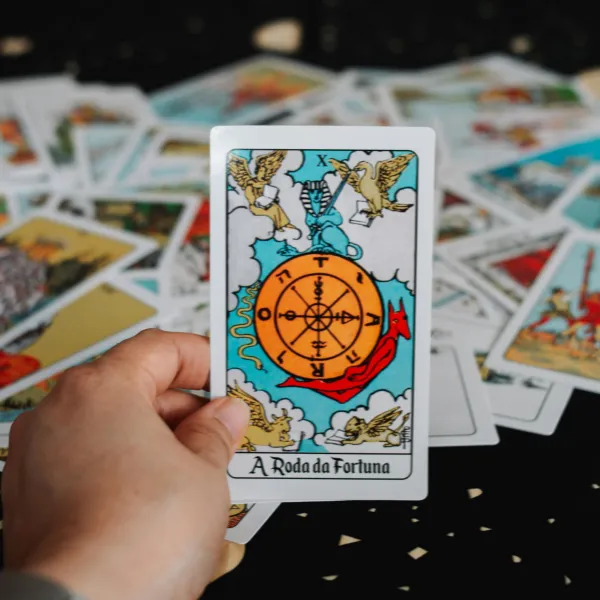 Ο Τροχός της Τύχης κάρτα ταρώ ερμηνεία και σημασία