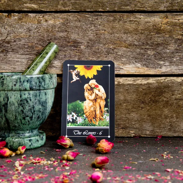 Οι Εραστές κάρτα ταρώ σημασία και ερμηνεία