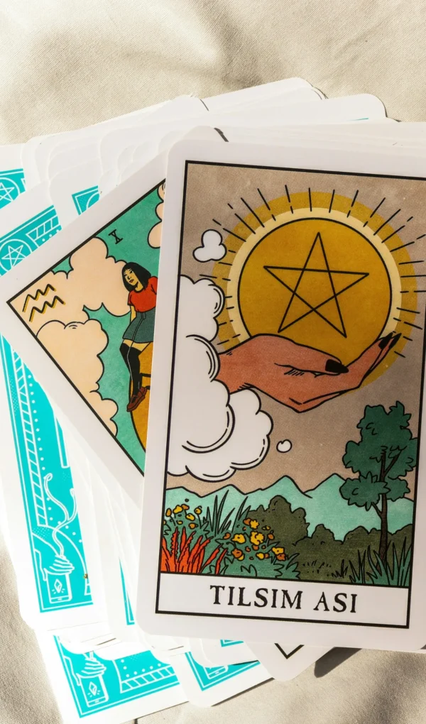 Τρία κούπα κάρτα ταρώ σημασία και ερμηνεία